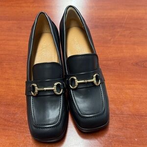 Nine West platform block heels 8.5 // 071204